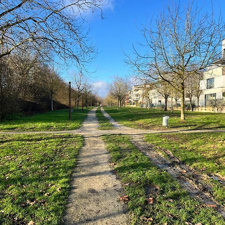 Appartement 2 Pieces 5Min Gare Val D'Europe Parking Inclus Montévrain Esterno foto